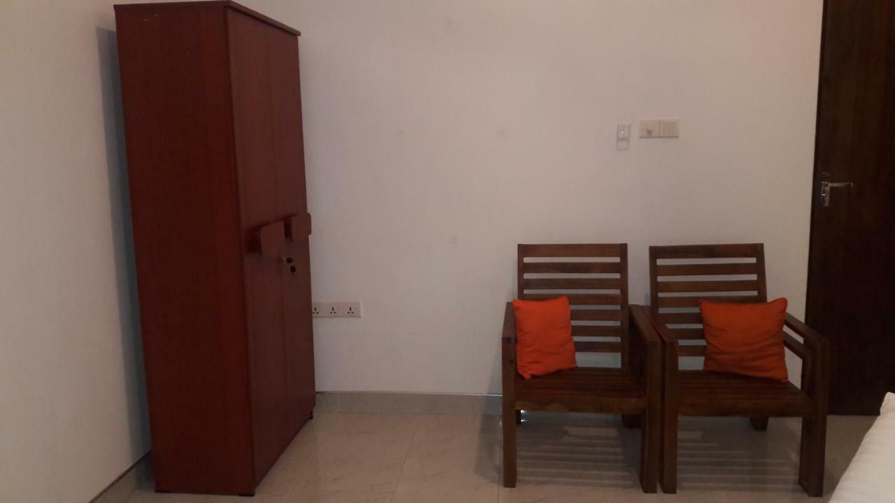 Risenlak Holiday Resort Полоннарува Экстерьер фото